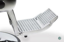 Berkeley Berkeley Delano Barber Chair Barber Chairs - ChairsThatGive
